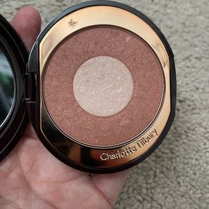 Charlotte Tilbury pillow talk blush